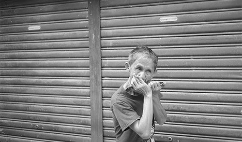 A can&ccedil;&atilde;o de um mendigo de rodovi&aacute;ria